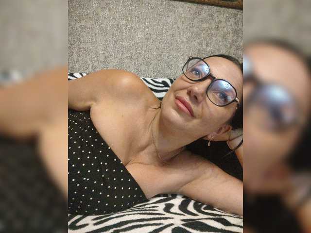 Lalili live cam on BongaCams
