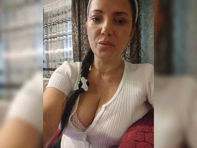 Lalili live cam on BongaCams