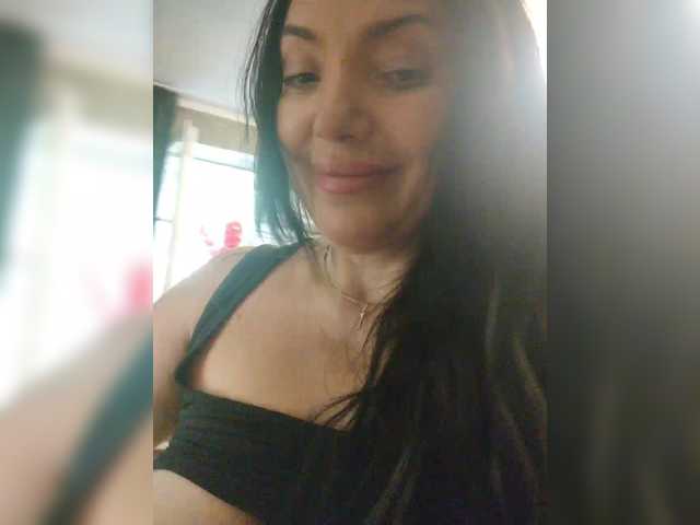 Lalili live cam on BongaCams