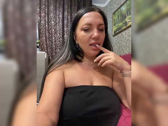 Lalili live cam on BongaCams
