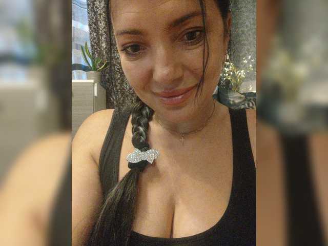 Lalili live cam on BongaCams