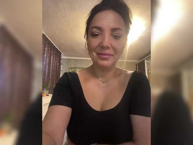 Lalili live cam on BongaCams