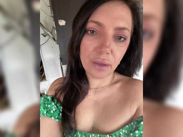 Lalili's BongaCams show and profile