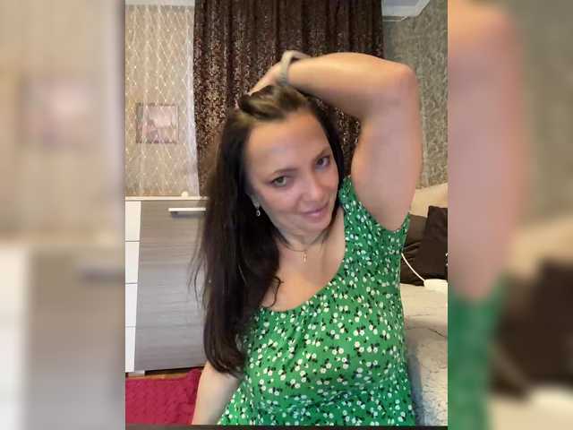 Lalili's BongaCams show and profile