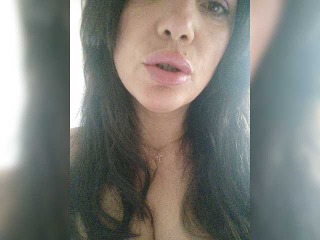  Lalili chat room