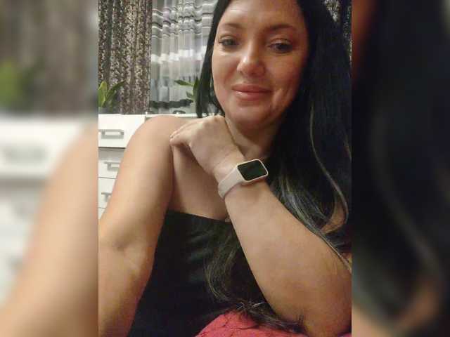 Lalili live cam on BongaCams