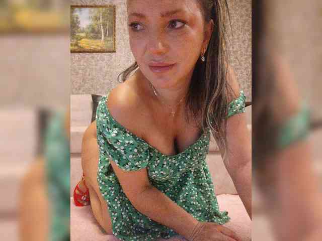 ProstoLolkaXXX webcam