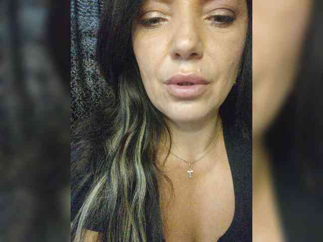 ProstoLolkaXXX webcam