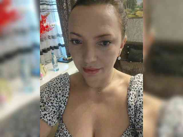 ProstoLolkaXXX webcam