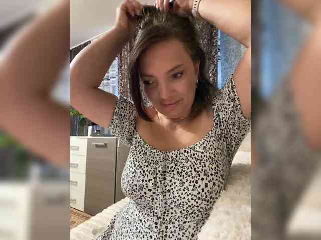 ProstoLolkaXXX webcam