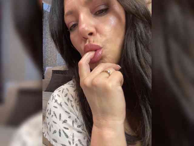 ProstoLolkaXXX webcam