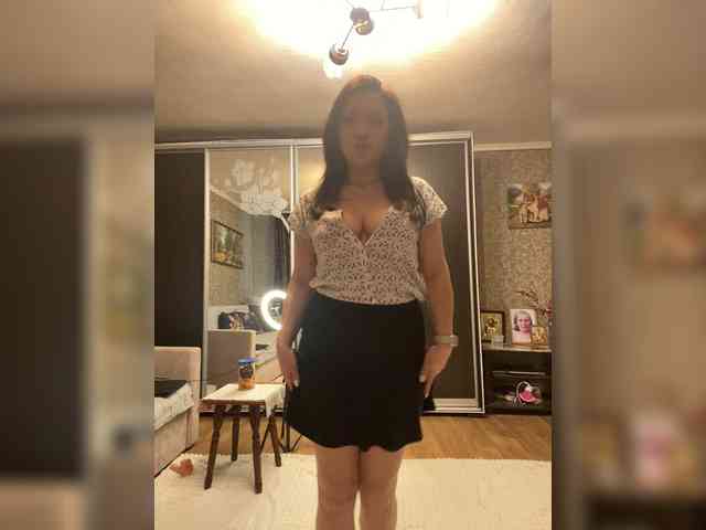 Model: ProstoLolkaXXX