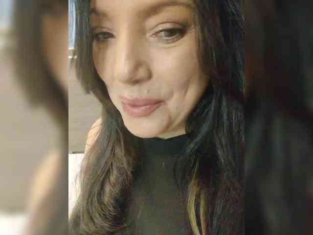 Lalili Live Webcam on BongaCams