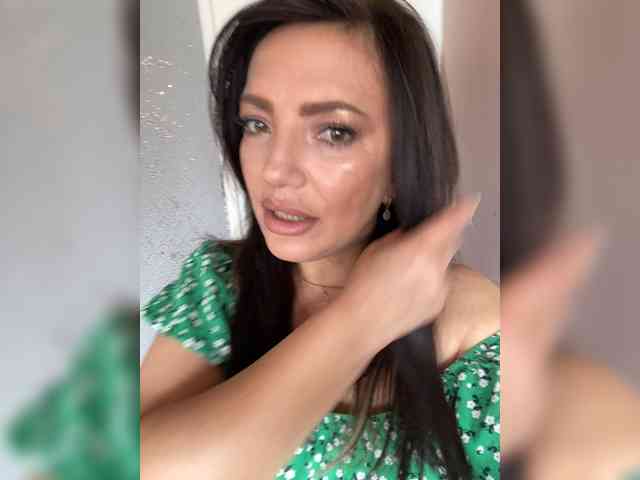 ProstoLolkaXXX webcam