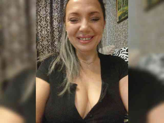 ProstoLolkaXXX webcam