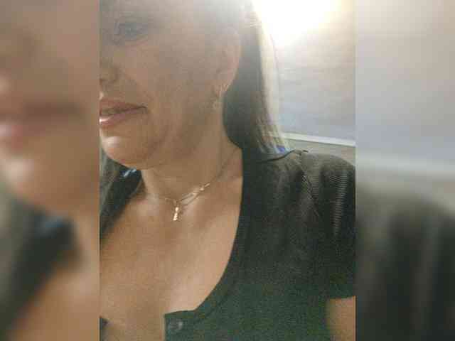 ProstoLolkaXXX webcam