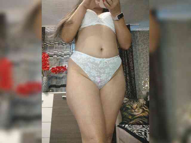 ProstoLolkaXXX webcam