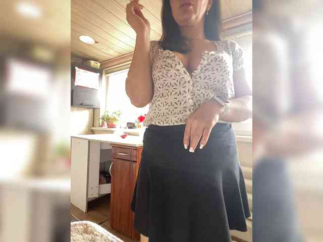 ProstoLolkaXXX webcam