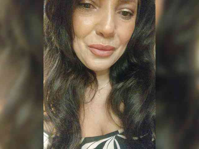 ProstoLolkaXXX webcam