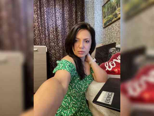 ProstoLolkaXXX webcam