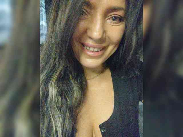 ProstoLolkaXXX webcam