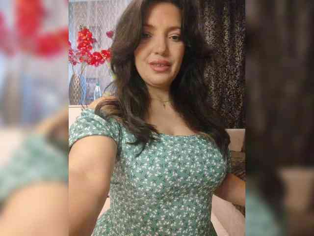 ProstoLolkaXXX webcam