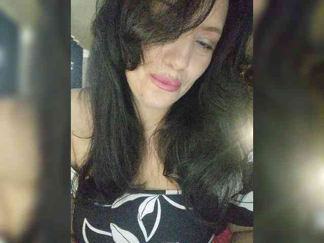 ProstoLolkaXXX webcam