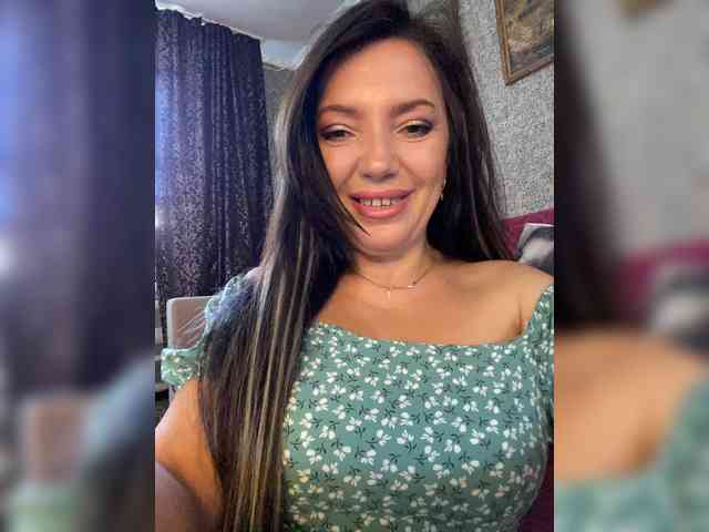 ProstoLolkaXXX webcam
