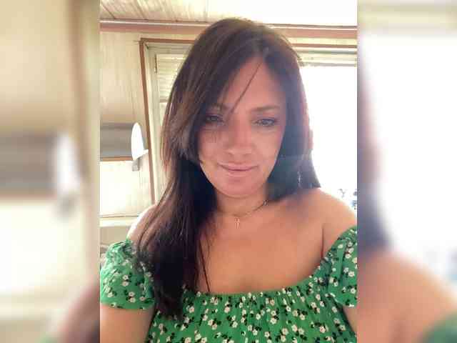 ProstoLolkaXXX webcam