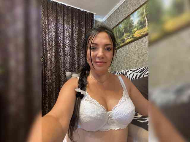 ProstoLolkaXXX webcam