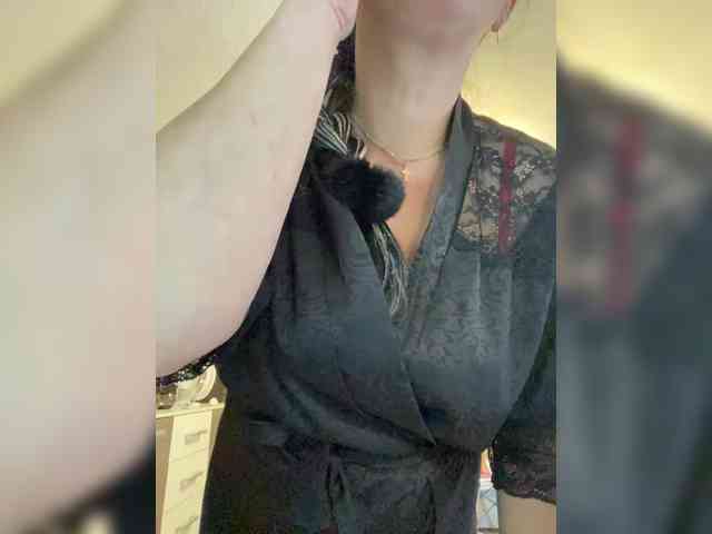 ProstoLolkaXXX webcam