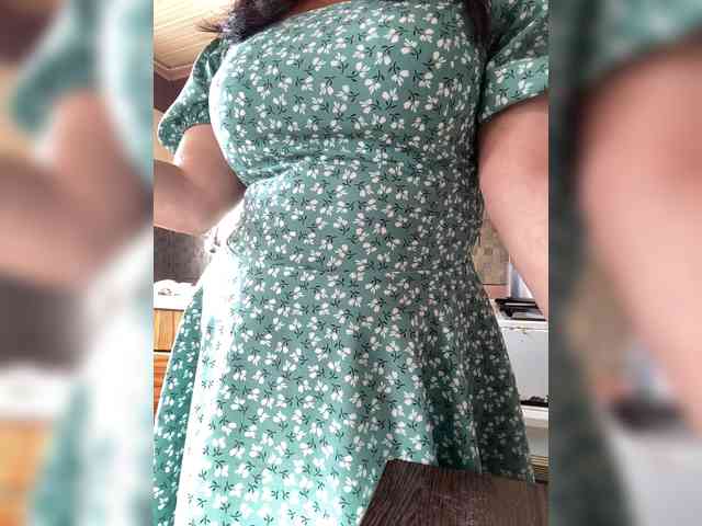 ProstoLolkaXXX webcam