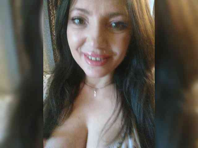 ProstoLolkaXXX webcam