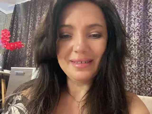 ProstoLolkaXXX webcam