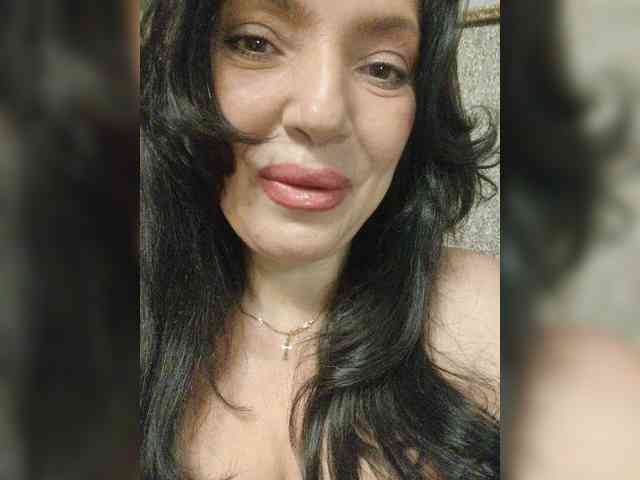 ProstoLolkaXXX webcam