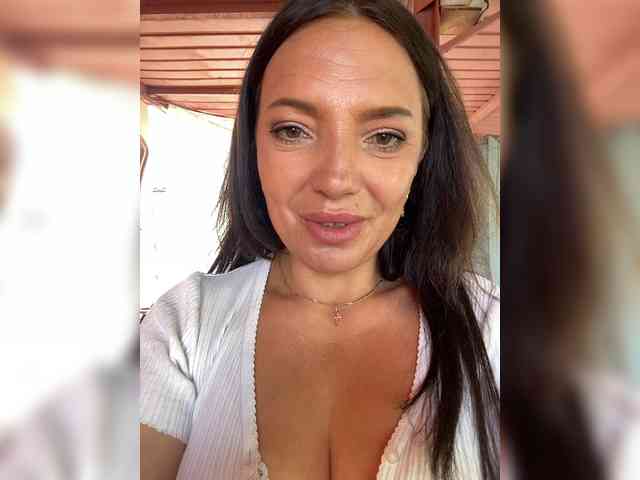 ProstoLolkaXXX webcam