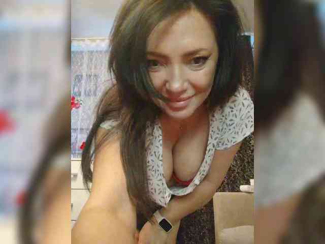 ProstoLolkaXXX webcam