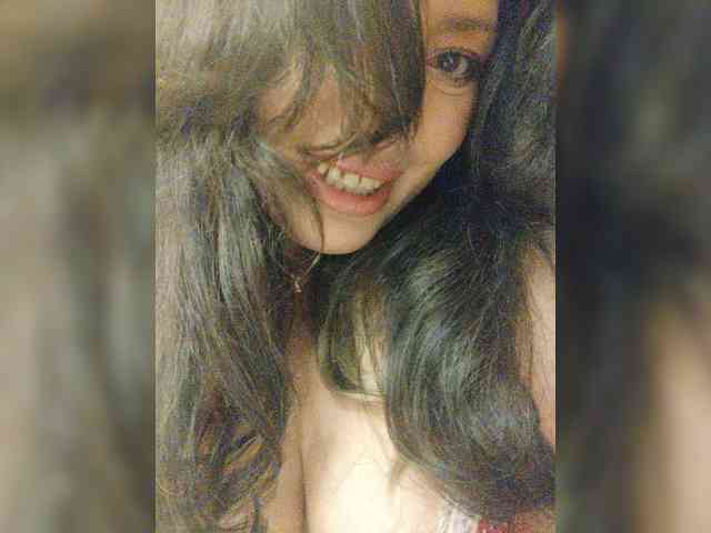 ProstoLolkaXXX webcam