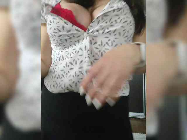 ProstoLolkaXXX webcam