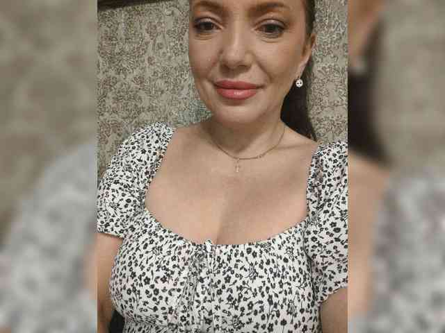 ProstoLolkaXXX webcam