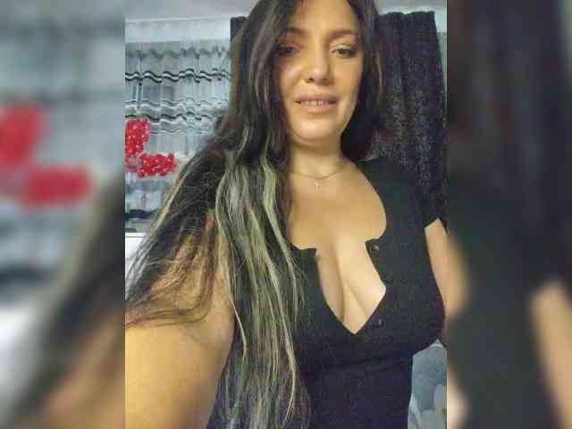 ProstoLolkaXXX webcam