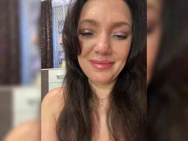 ProstoLolkaXXX webcam