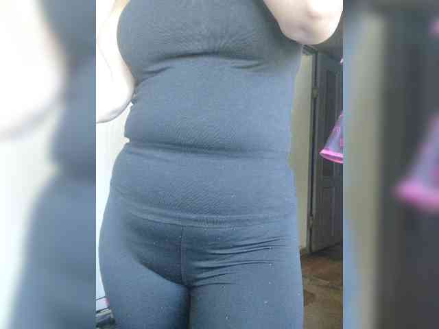 ProstoLolkaXXX webcam