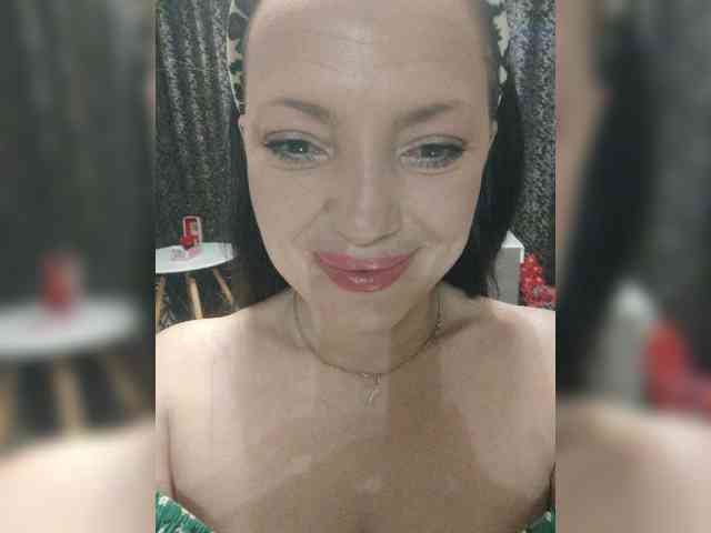 ProstoLolkaXXX webcam