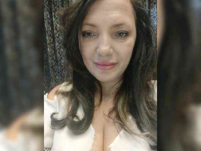 ProstoLolkaXXX webcam
