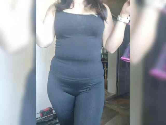 ProstoLolkaXXX webcam