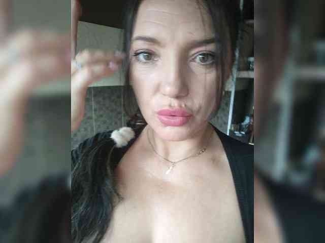 ProstoLolkaXXX webcam