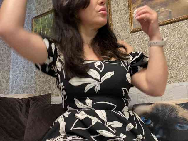 ProstoLolkaXXX webcam