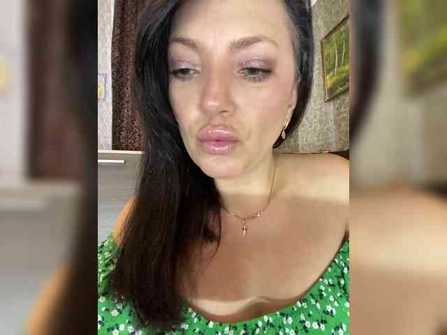 ProstoLolkaXXX webcam