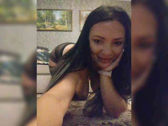 ProstoLolkaXXX webcam